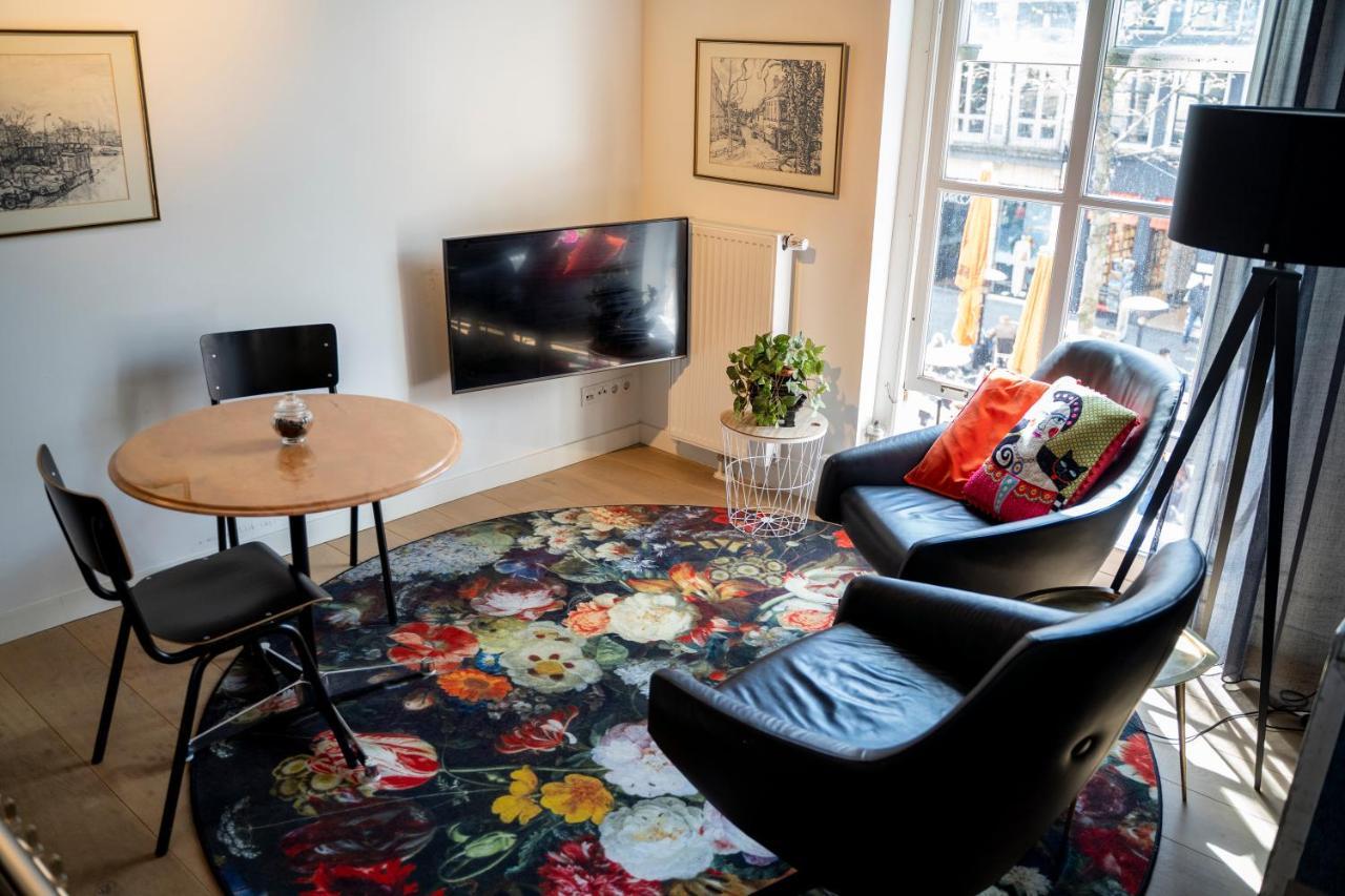 Ginny'S Studio Op De Grote Markt Breda Ngoại thất bức ảnh
