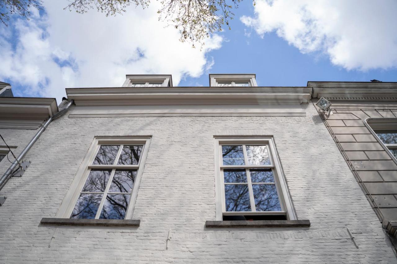 Ginny'S Studio Op De Grote Markt Breda Ngoại thất bức ảnh